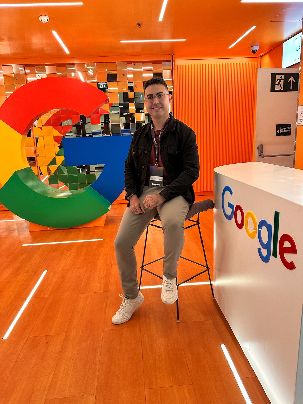 Professor Paulo César Rocha, que conduziu a palestra sobre inteligência artificial na preceptoria